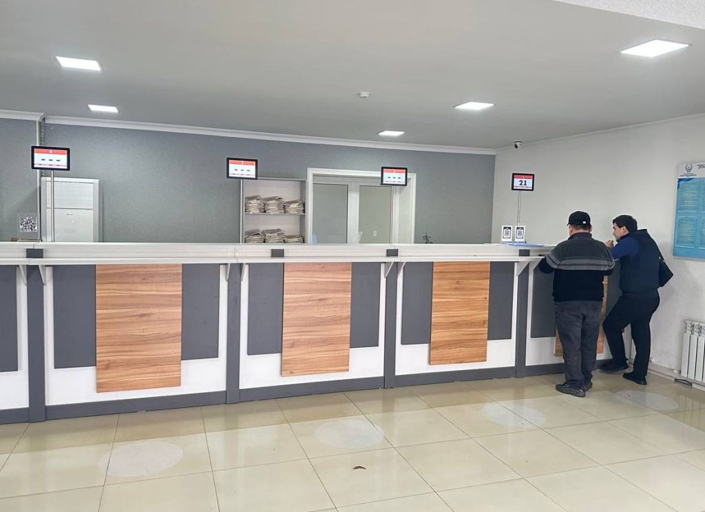 Электронная очередь Neuroniq в CPT POCHTA